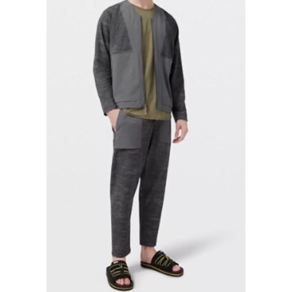 Lululemon Lab Heather Gray Varsa Jacket V-Neck Two-Way Full Zip Size Medium M - Picture 1 of 10